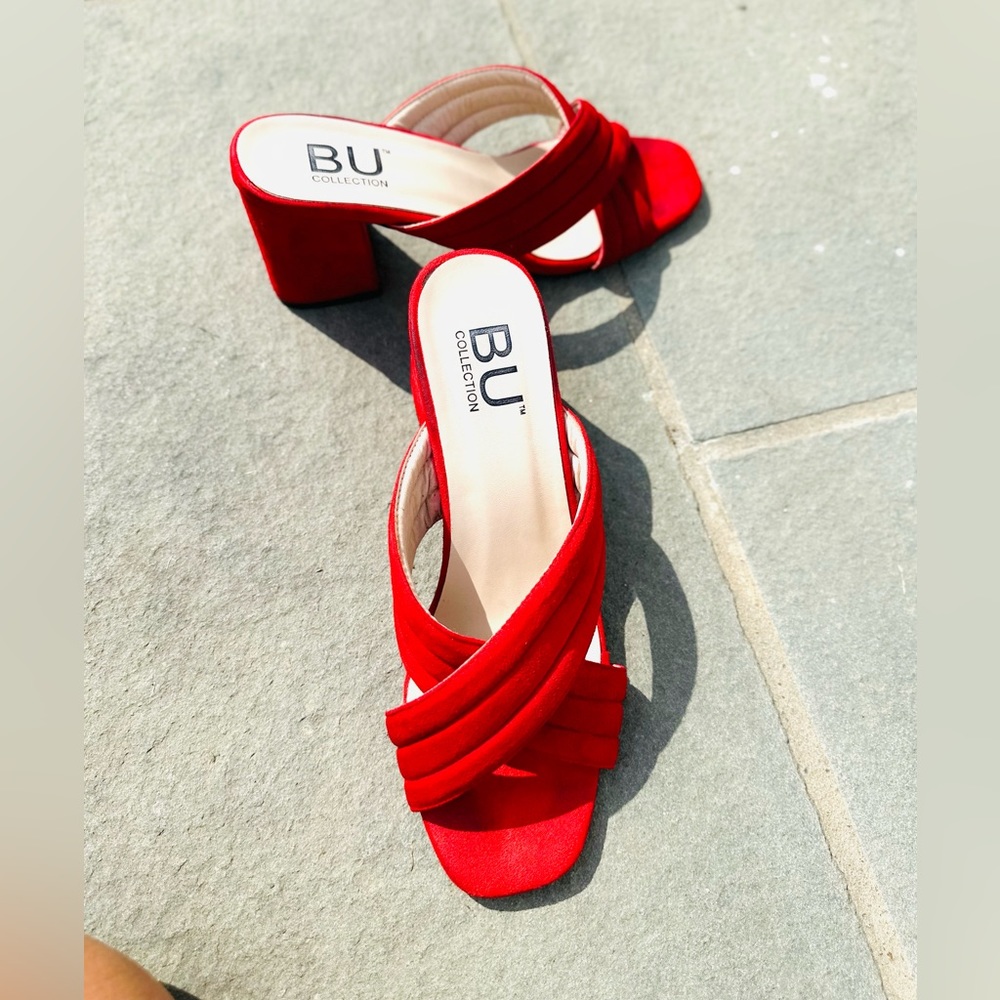 BU COLLECTION red suede mule